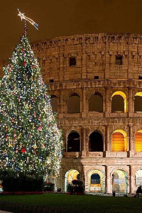 Christmas in Rome Italy Rome Christmas, Rome In December, Christmas In Rome, Rome Winter, Rome Photography, Seafood Feast, Italy Winter, Christmas In Italy, Italy Pictures