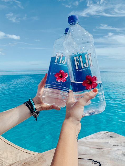 A Backpacker’s Guide to Visiting Fiji Water Slogans, Fiji Hotels, Australia Travel Bucket Lists, Travel To Fiji, Water Aesthetic, Fiji Islands, Girl In Water, Shark Swimming, Oceania Travel