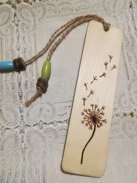 Large Pyrography Art, Pyrography Bookmark Ideas, Woodburning Bookmarks, Woodburned Bookmarks, Wood Burning Bookmarks, Wood Burned Bookmarks, Beginner Wood Burning Projects, Beginner Wood Burning, Wooden Bookmarks