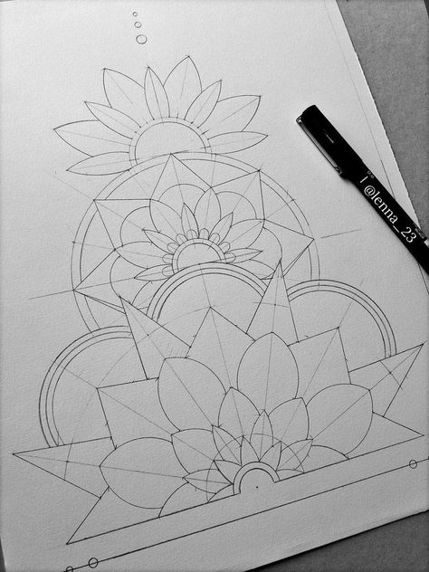 Modele Zentangle, Arte Doodle, Sketch Tattoo, Mandala Design Pattern, Mandalas Drawing, Mandala Art Lesson, Tattoo Sketch, Zentangle Drawings, Desenho Tattoo