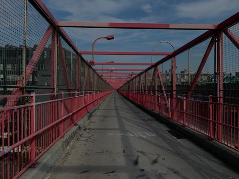 First time cycling on the williamsburg bridge 🚴🏽‍♂️ Bridge Support, Williamsburg Bridge, Pedestrian Walkway, Manhattan Bridge, East River, Golden Gate Bridge, Bucket List, First Time, New York City