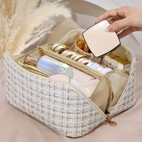 Large Capacity Cosmetic Travel Bag Easy Access Elegant Plaid - Temu Australia Gloss Labial, Makeup Bag Organization, Travel Storage Bag, Toiletries Organization, Pouch Organizer, Travel Toiletries, Toiletry Bag Travel, Makeup Bags Travel, Travel Cosmetic Bags