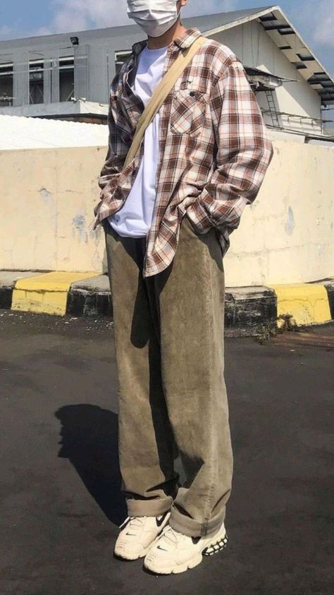 Vintage Streetwear Men Outfits, Vintage Outfits Boys, Vintage Streetwear Men, Vintage Outfits Men, Spiritual Fashion, Trendy Boy Outfits, Guys Clothing Styles, Street Style Outfits Men, Mens Outfit Inspiration