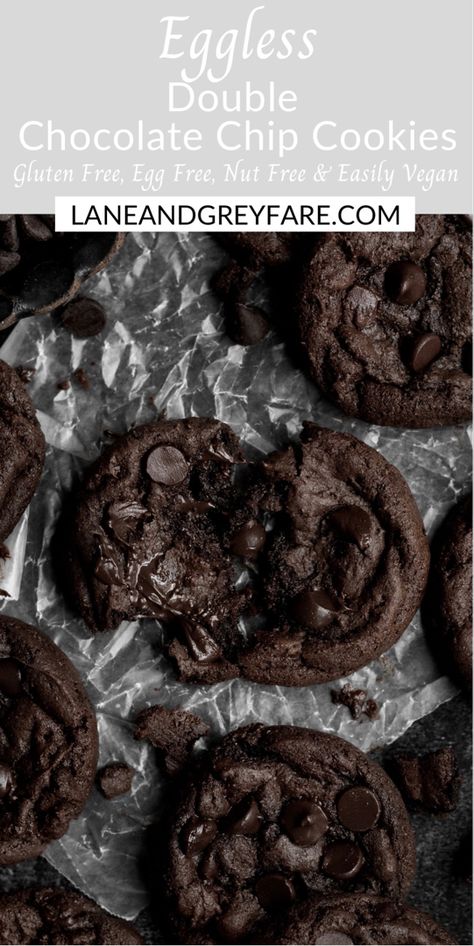 Close up picture of eggless double chocolate chip cookies being pulled apart with gooey chocolate. Eggless Chocolate Cookies, Egg Free Cookies, Gluten Free Chocolate Recipes, Dark Chocolate Chip Cookies, Dark Chocolate Cookies, Gluten Free Chocolate Chip Cookies, Double Chocolate Chip Cookies, Double Chocolate Cookies, Cookie Spread