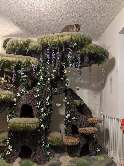 Cat Room Decor, Katt Grejer, Cat Tree House, Diy Cat Tree, Cat House Diy, Cat Towers, Animal Room, Seni Origami, Cute Bedroom Decor