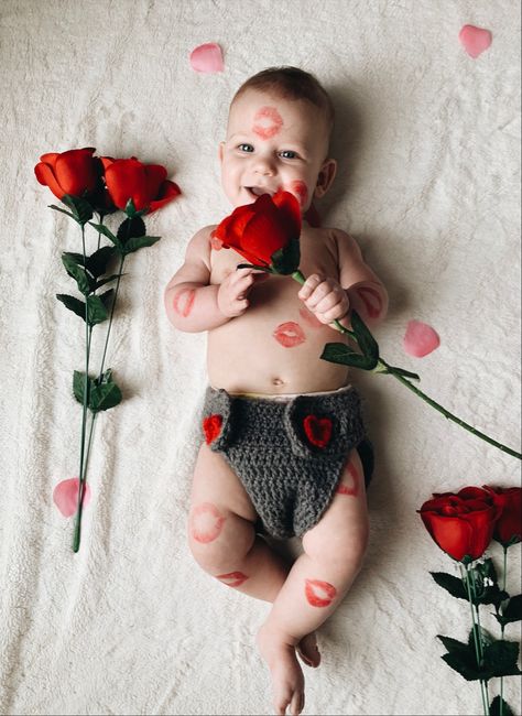 Baby kisses for Valentine’s Day Baby Kisses Picture, First Valentines Day Baby Pictures, Baby Valentines Photoshoot, Valentines Baby Photoshoot, Valentines Pictures, Valentines Baby Photos, Valentines Photoshoot, Valentines Baby, Baby Kiss