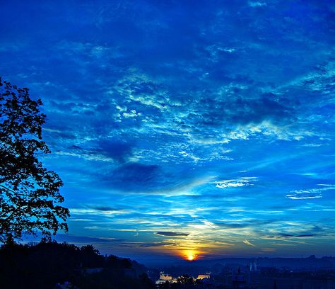 good morning #sunrise Rhapsody In Blue, Morning Sunrise, Good Morning Sunshine, Blue Dream, Beautiful Sunrise, Feeling Blue, Love Blue, Perfect World, Beautiful Sunset