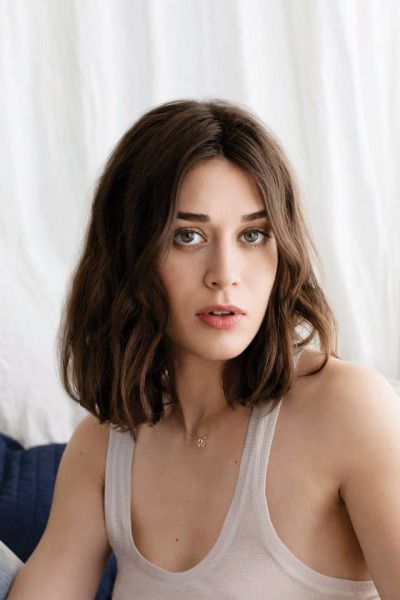 Lizzy Caplan, Bad Taste, Female Images, Pretty Face, Celebrities Female, Role Models, Pretty Woman, Tank Top, Actresses