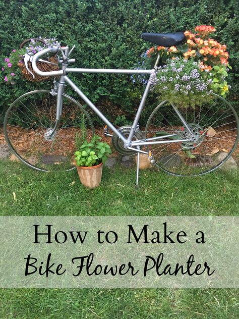 Bicycle Planter Ideas, Planter Ideas Diy, Vintage Bicycle Decor, Bicycle Planter, Bike Planter, Start Gardening, Upcycled Bike, Junk Garden, Bicycle Kick