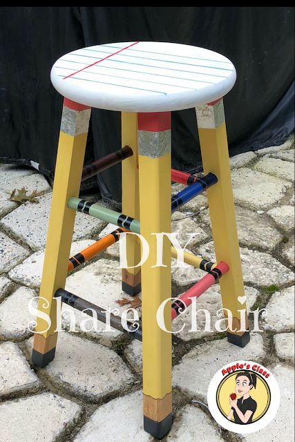 Teacher Stools, Share Chair, School Diy Ideas, Teacher Chairs, Stool Makeover, Furniture Make, Painted Stools, Teacher Craft, Teachers Diy