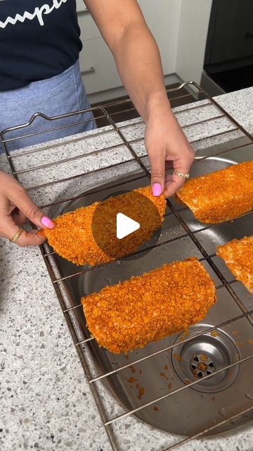 The Shaba Kitchen on Instagram: "I'm never making tacos another way 😍" Dorito Taco Shell Recipe, Crunchy Tacos Recipe, Doritos Tacos, The Shaba Kitchen, Dorito Taco, Making Tacos, Taco Shell Recipe, Doritos Taco, Taco Shell