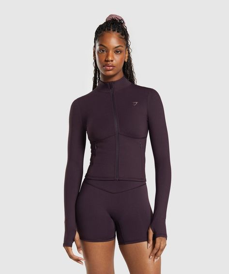 Elevate your athleisure game with the Elevate Tracktop in Plum Brown. This stylish and functional jacket is perfect for workouts or casual outings, offering a comfortable fit and trendy design. Perfect for layering, it adds a pop of color to any outfit. Shop now to elevate your wardrobe! Winter Workout Outfit, Gymshark Elevate, Comfy Workout Clothes, Workout Outfits Winter, Track Outfits, Sunday Reset, Errands Outfit, Gym Jacket, Yoga Kurse