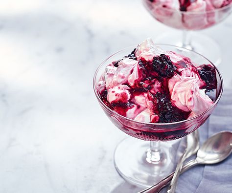 blackberry-fool Blackberry Fool, Delicious Magazine Recipes, Fool Recipe, Recipe Using Lemons, Blackberry Dessert, Elderberry Recipes, Mint Yogurt, Blackberry Recipes, Berry Dessert