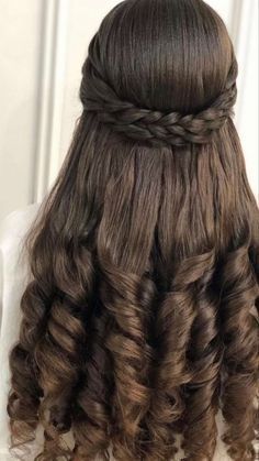 Hair Style For Graduation Girl, Two Plates Hairstyles, Hair Style Vedio, Cute Quick Hairstyles, Easy Hairstyles For Thick Hair, String Top, Easy Hairstyles For Medium Hair, Hair Tutorials Easy, Front Hair Styles