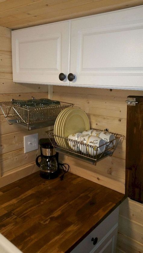 RV kitchen Diy Travel Trailer, Travel Trailer Hacks, Camper Organization Travel Trailers, Travel Trailer Organization, Organization Travel, Zelt Camping, Camper Organization, Camper Hacks, Tiny House Storage