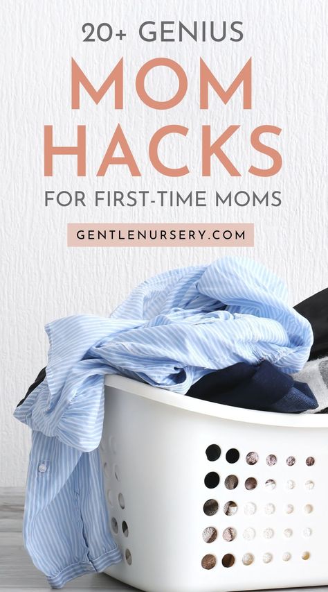 The first few months of your baby's life can be overwhelming. Hitting all the right milestones on time and having a happy, healthy baby is everybody's wish, but babies are known for throwing curveballs every now and then... Here are some of the best mom hacks I know - the little things that can make life as a mom easier the first year and beyond... | Mom Hacks, best mom hacks, mom hacks for first time moms, mom hacks baby, first time mom hacks, mom hacks baby infants Newborn Development, Tummy Time Newborn, Natural Pregnancy Tips, Mom Hacks Baby, Best Prenatal Vitamins, Newborn Baby Care, New Mom Tips, Baby Parenting, Newborn Hacks