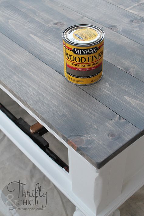 Farmhouse style coffee table makeover. How to update an old coffee table into a cute farmhouse style one! With Minwax Classic Grey Stain Classic Grey Stain, Farmhouse Style Coffee Table, Cute Farmhouse, Coffee Table Makeover, Old Coffee Tables, Kitchen Table Makeover, Stained Table, Style Coffee Table, Classic Grey