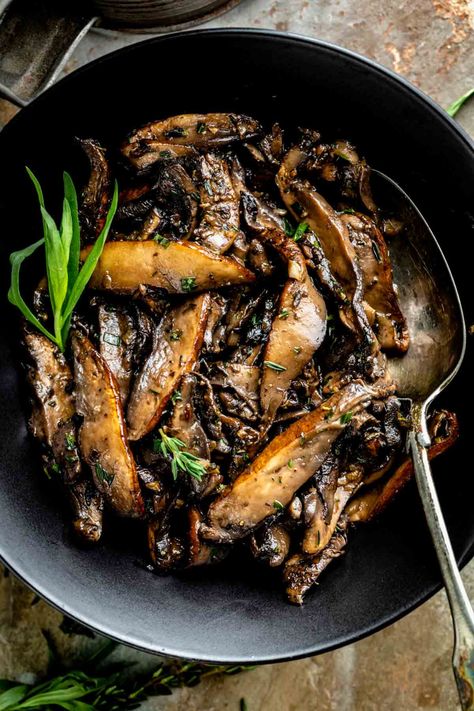 These Easy Sautéed Portobello Mushrooms are a succulent and savory side dish to add to a wide variety of meals. Add these pan-fried portobello slices to crepes, omelettes, to top steak or burgers. They are also a great savory and meaty-textured component to add to plant-based dishes. And the best part is they only take 15 minutes to make! Portables Mushroom Steak, Portables Mushroom Recipe, Steak And Portabella Mushrooms, Sliced Portabella Mushrooms, Portobello Steak Recipes, Sauteed Portabella Mushrooms, Big Portabella Mushroom Recipes, How To Cook Portabella Mushrooms, Sauteed Portobello Mushroom Recipes