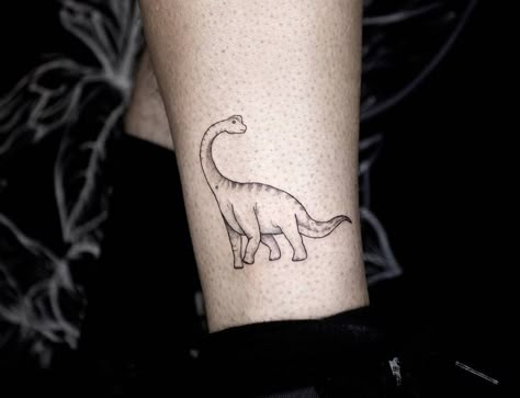 Sauropod Tattoo, Dinosaur Tattoos For Women, Brontosaurus Tattoo, Brachiosaurus Tattoo, Tattoo Dino, Dino Tattoos, Dinosaur Tattoo, Dinosaur Tattoos, Bts Tattoos