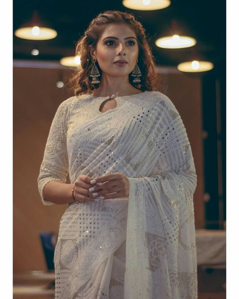 Chikankari Blouse Patterns, Chikankari Blouse Designs, Chikankari Blouse, White Blouse Designs, Desi Attire, Mukaish Work, Cotton Saree Blouse Designs, Dhakai Jamdani Saree, Saree Blouse Patterns