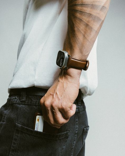 Traditional Band, designed to give your Apple Watch a classic, yet bold new look. Elevate your Apple Watch. Link in bio. #nomad #nomadgoods #applewatch #horween Apple Watch Aesthetic, Apple Aesthetic, Rustic Hardware, Horween Leather, Apple Watch Series 3, Apple Watch Series 1, Aesthetic Guys, Leather Conditioner, Rustic Brown