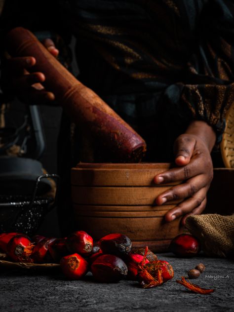 Nigerian Culture Aesthetic Food, Nigerian Food Photography, African Fine Dining, Cooking Show Aesthetic, African Food Aethstetic, Black Chef Aesthetic, Cooking Aesthetic Black Women, African Food Photography, Black Food Photography