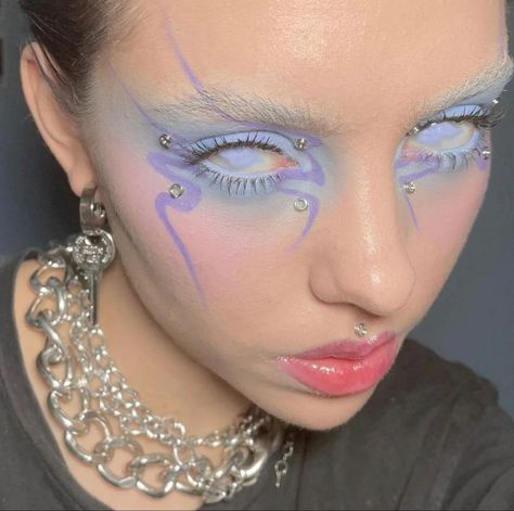 Cyberpunk Makeup, Artsy Makeup, Funky Makeup, Neon Makeup, Avant Garde Makeup, Graphic Makeup, Ethereal Makeup, Barry M, Fairy Makeup