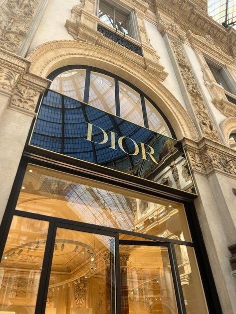 Beautiful Dior store sign in black and gold in Milan, Italy Dior Store, Galleria Vittorio Emanuele, Galleria Vittorio Emanuele Ii, Store Sign, Store Signs, Milan Italy, Black And Gold, Minecraft, Milan