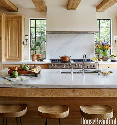 A Sunny Tudor Gets a Kitchen Revamp That's Just Modern Enough - HouseBeautiful.com Versace Home, Kitchen Upgrades, Kitchen Reno, Large Kitchen, Counter Tops, Kitchen Pantry, Küchen Design, Beautiful Kitchens, Home Decor Kitchen