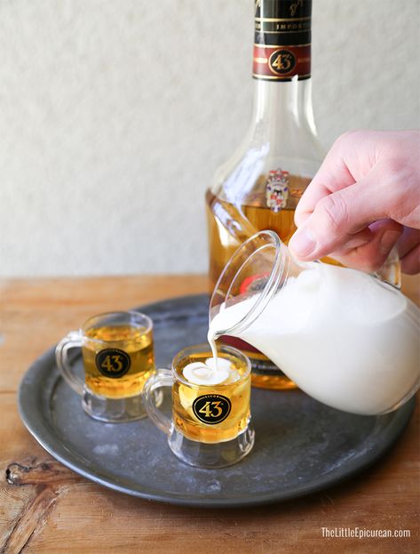 Though it's called a Licor 43 mini beer, there is actually no beer in this drink recipe.  Nope.  Only two ingredients: Licor 43 and heavy cream. Mini Beers, Liquor 43, Mini Beer Shots, Baby Beer, Beer Shot, Beer Recipe, Cocktails To Try, Liquor Drinks, Boozy Drinks