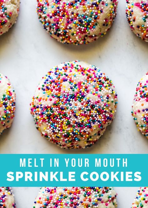 Sprinkled Cookies, Sprinkle Cookies Recipe, Cookies Sprinkles, Boozy Treats, Atelier Ideas, Isabel Eats, Easy Christmas Cookies, Mexican Cookies, Starbucks Secret