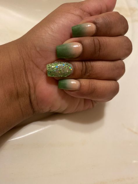 Green ombre and glitter nails Sparkly Green Ombre Nails, Holiday Ombre Nails Sparkle, Ombre And Glitter Nails, Green Ombré Nails, Green Ombre Nails, Chic Nail Art, Nails Art Ideas, Turquoise Nails, Green Tips