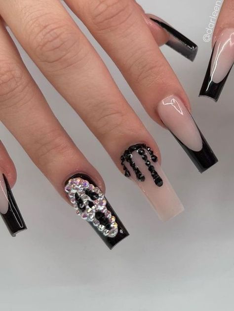 Spooky Manicure, Purple Stiletto Nails, Future Nails, Black Halloween Nails, No Tricks Just Treats, Halloween Manicure, Witch Nails, Halloween Acrylic, Inspiration Nails