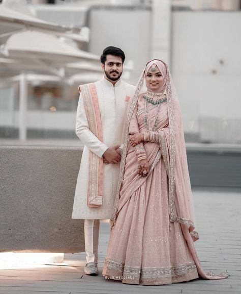 Nikkah Dress Pakistani With Hijab, Mehandi Costume For Bride, Pakistani Bridal Look With Hijab, Hijab Bride Indian, Nikkah Dress With Hijab, Muslim Brides Dress, Muslim Wedding Dress Hijab Bride Indian, Lehenga With Hijab Style, Bride Dresses Hijab