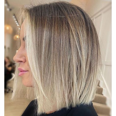 Longbob Hair, Blonde Hair With Lowlights, Kort Bob, Hair With Lowlights, Mom Hair, Hair Blond, Face Frame, Balayage Blonde, Fall Hair Trends