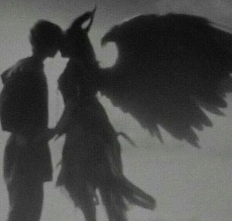 #love #aesthetic #grunge #couple #shadow #dark #tumblr #angel  https://weheartit.com/entry/326808904 Black And White Photo Wall, Emo Aesthetic, Black And White Picture Wall, Dark Grunge, Angel Aesthetic, Seni 3d, Gray Aesthetic, Tapeta Pro Iphone, Images Esthétiques