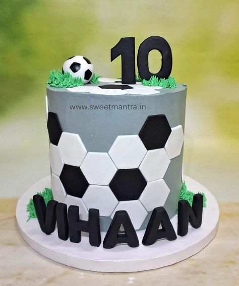 Football theme whipped cream cake for boys 10th birthday in Pune . . . #footballcake #footballcreamcake #football #10thbirthdaycake #customisedcakeforson #inpune #cakeforson #cakeforboys #whippedcreamcake #bestcakesinpune 🚗 Delivery in Pune, PCMC ☎️ Contact 7058714701 🎂 Customized Designer cakes since 2013! [footballcakepune, 10thbirthdaycakepune, footballthemecakepune, customcakeforsoninpune, customcakeforgirlsinpune, customcakeforboysinpune, kidsbirthdaycustomcakespune, cartoont... Birthday Cake For Boys 10th Birthday, Birthday Cake For 10 Year Boy, 10th Birthday Cakes For Boys, Football Cakes For Boys, Boys 10th Birthday, Whipped Cream Cake, Frozen Printables, Whipped Cream Cakes, Bday Decor