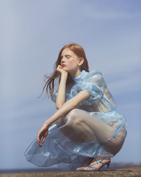 Sheer Bliss | PHOENIX Magazine White Tiered Dress, Art Musical, Mode Editorials, Vogue Covers, Sheer Fashion, Foto Poses, Shooting Photo, Body Poses, Pose Reference Photo