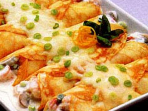 Seafood Crepes - Gold Medal Flour Seafood Crepes Recipe, Seafood Crepes, Crêpe Recipe, Crepe Ingredients, Crepes Filling, Crepes And Waffles, Savory Crepes, Crepe Recipes, Fish Dishes