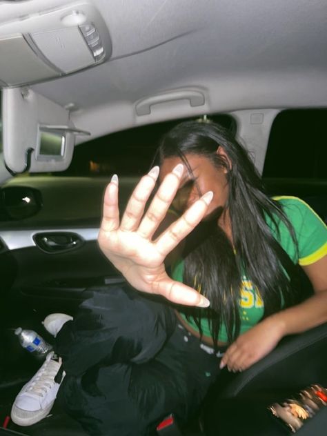 Car, selfie, flash, brasil, brasil shirt, night, nighttime photoshoot, black, black girl, teen, teenager, american dream character, aesthetic, aestheticlly pleasing, photoshoot Car Poses Black Women, Photos At Night Aesthetic, Insta Photo Ideas Dark Aesthetic, Aesthetic Pictures Photoshoot, Nighttime Ig Pics, Nighttime Photoshoot Ideas At Home, Nighttime Photoshoot Ideas Aesthetic, Nighttime Photo Ideas, Late Night Car Photoshoot