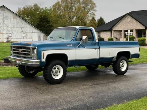 1970s Muscle Cars, Small Trucks For Women, 1980s Chevy Trucks, Old Chevy Square Body Trucks, 70s Chevy Truck, Old Chevy Trucks 1970, 1980 Chevy Truck, 1970s Chevy Truck, 1977 Chevy Truck