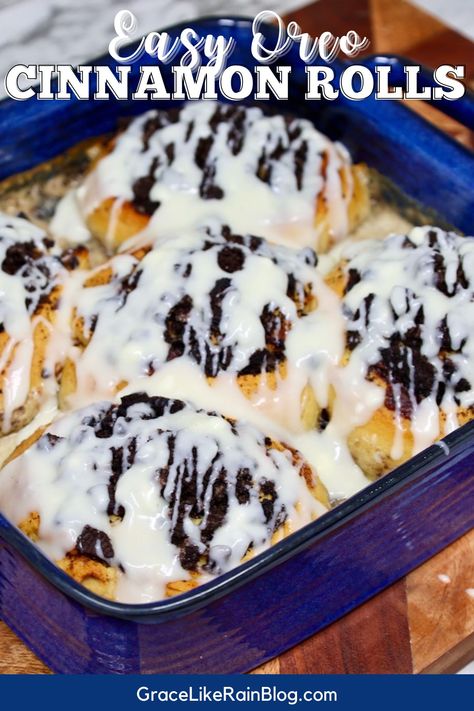 Easy Oreo Cinnamon Rolls Recipe - Grace Like Rain Blog Oreo Cinnamon Rolls Easy, Oreo Stuffed Cinnamon Rolls, Cinnamon Roll Dessert Ideas, Oreo Cinnamon Rolls, Stuffed Cinnamon Rolls, Stovetop Appetizers, Cinnamon Roll Desserts, Oreo Crunch, Rolls Recipe Easy