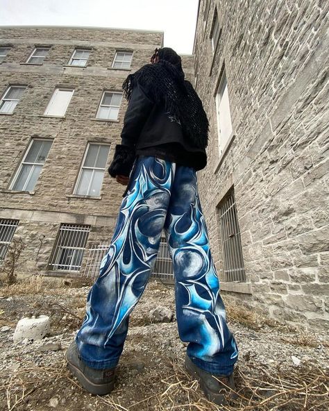 Printed long-sleeve and painted denim pants by @deliriaisdead . . . All SOLD OUT www.deliria.ca . . . #moonbeamexhibitions #1of1 #oneofone #denim #handpainted #paint #painteddenim Diy Paint Pants, Diy Denim Pants, Printed Jeans Outfit, Diy Jeans Paint, Custom Pants Paint, Painting Jeans Ideas, Custom Jeans Ideas, Painting On Pants, Jeans Painting Ideas