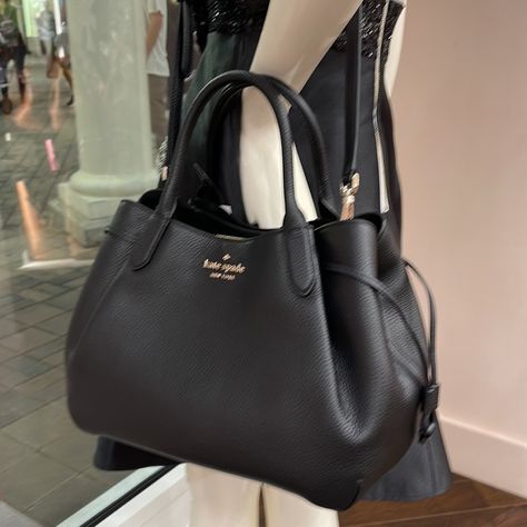 Kate Spade New York Dumpling Large Satchel Black Measurements 10" W X 9" H X 6.8" D Exterior: Front And Back Slip Pockets 10" W (At Top) 14.125" W (At Widest) Handle Drop: 5.125" Features Strap Drop: 22 Closure Type: Magnetic Snap And Zipper Closures Dust Bag Included: No Interior: Back Zip Pocket Materials Pebbled Leather Lining: Two Way Spade Jacquard Lining Style Number K8134 Color: Black Kate Spade Aesthetic Bag, Kate Spade Aesthetic, Dream Purse, Kate Spade Satchel, Kate Spade Cameron Street, Aesthetic Bags, Brown Satchel, Ostrich Leather, Kate Spade Purse