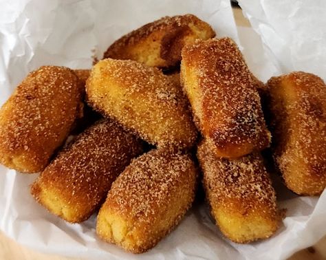 Cinnamon Sugar Pretzel Bites, Cinnamon Pretzels, Cinnamon Sugar Pretzels, Oat Fiber, Macro Meals, Ketogenic Diet Recipes, Keto Bread, Cinnamon Sugar, Keto Snacks