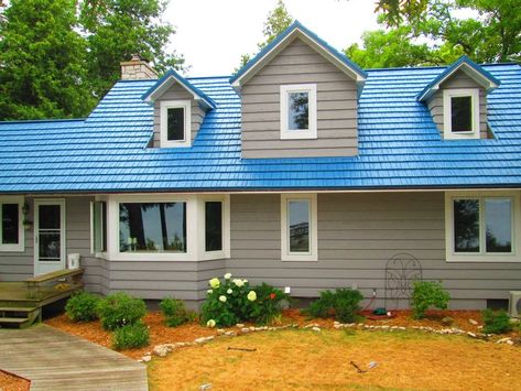 Found on Bing from americanmetalroofswi.com Blue Tin Roof House, Blue Tin Roof Exterior Colors, Houses With Blue Roof, House With Blue Metal Roof, Blue Roof House Colors, Blue Metal Roof Houses Color Combos, Blue Roof House Colors Exterior Paint, Blue Metal Roof Houses, Blue Tin Roof