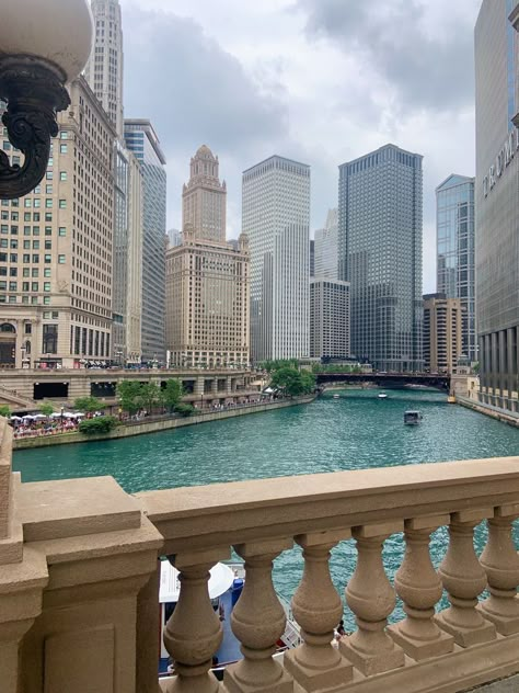 Chicago Aesthetic Vintage, Chicago Core Aesthetic, Chicago Aesthetic Summer, Chicago Summer Aesthetic, Downtown Chicago Aesthetic, Chicago Apartment Aesthetic, Illinois Aesthetic, City Aesthetic Chicago, Riverwalk Chicago