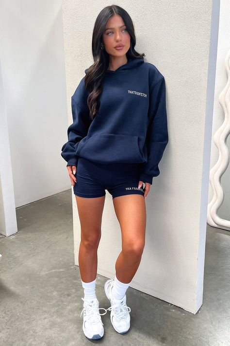 Simple Hoodie, Girls Fall, Midi Dress Formal, Long Sleeve Dress Formal, Types Of Girls, Chill Outfits, Strapless Tops, Hoodie Outfit, Mini Dress Casual