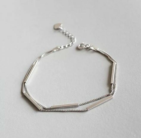 @charm.day Silver Bracelet Designs, Layer Bars, Double Chain Bracelet, Womens Silver Jewelry, Pretty Jewelry Necklaces, Fancy Jewellery Designs, Bracelet Minimalist, Bar Bracelet, Jewelry Accessories Ideas