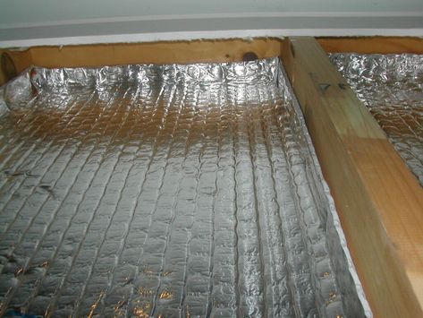 How To Retrofit Wall Insulation In An Existing Home | EcoMaster Cheap Insulation Ideas Diy, Cheap Insulation, Diy Insulation, Cellulose Insulation, External Wall Insulation, Off Grid Home, Installing Insulation, Insulation Sheets, Ceiling Insulation